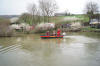 Voll beladen fuhr das Boot...