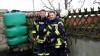 Maximilian und Christopher voll ausgerstet im Wartebereich.